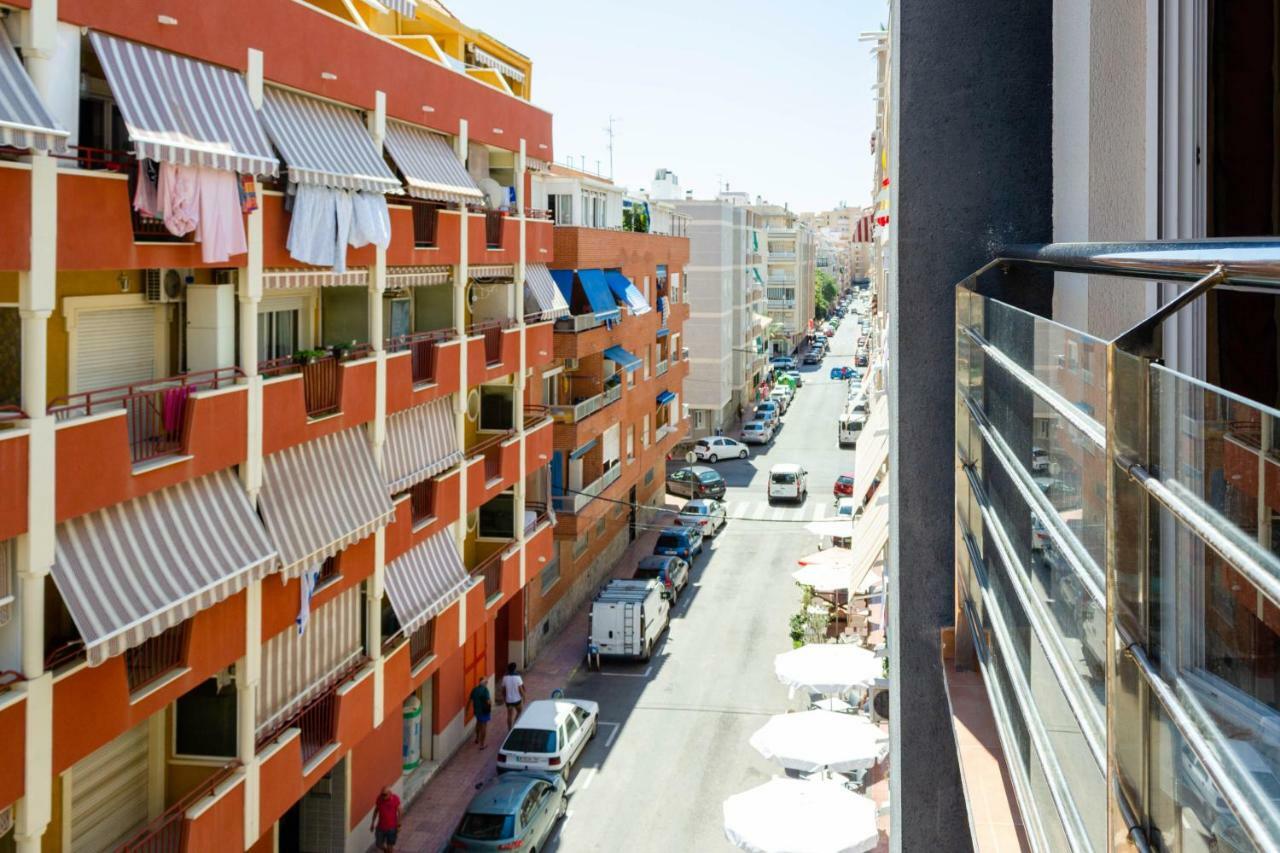 Apartamentos Imperator Torrevieja Eksteriør bilde