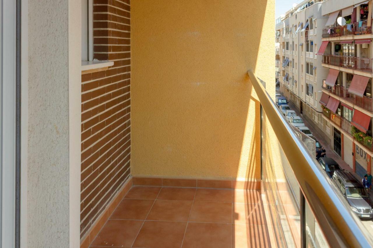 Apartamentos Imperator Torrevieja Eksteriør bilde